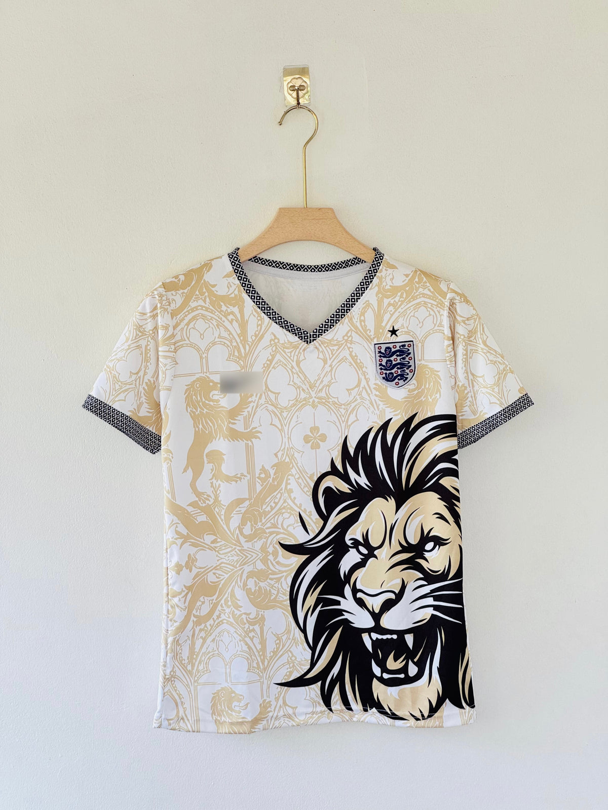 England-Inspired Special Edition Football Jersey 🦁