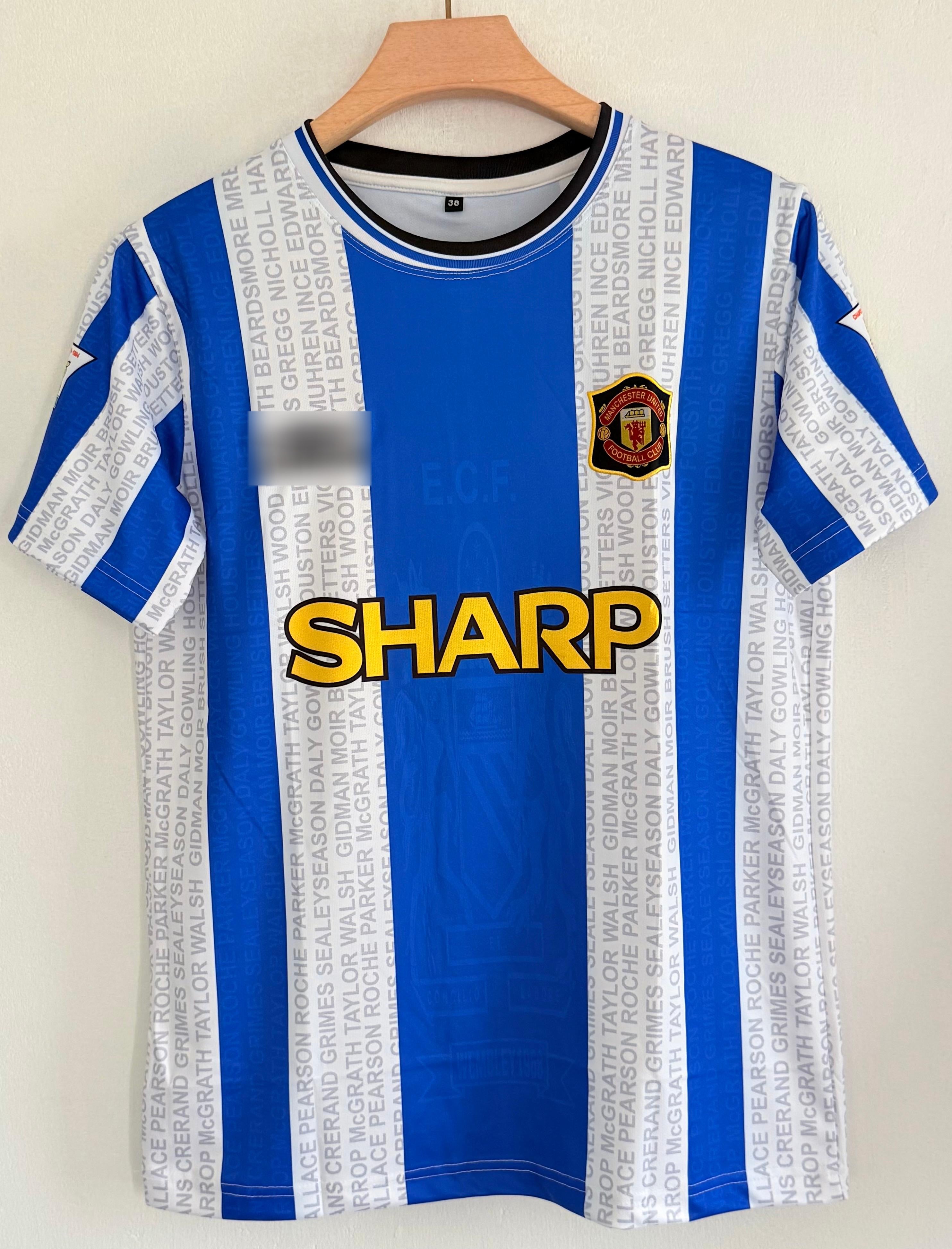 Golden Era Statement — Manchester United 1994–1996 Third Kit (round neck)