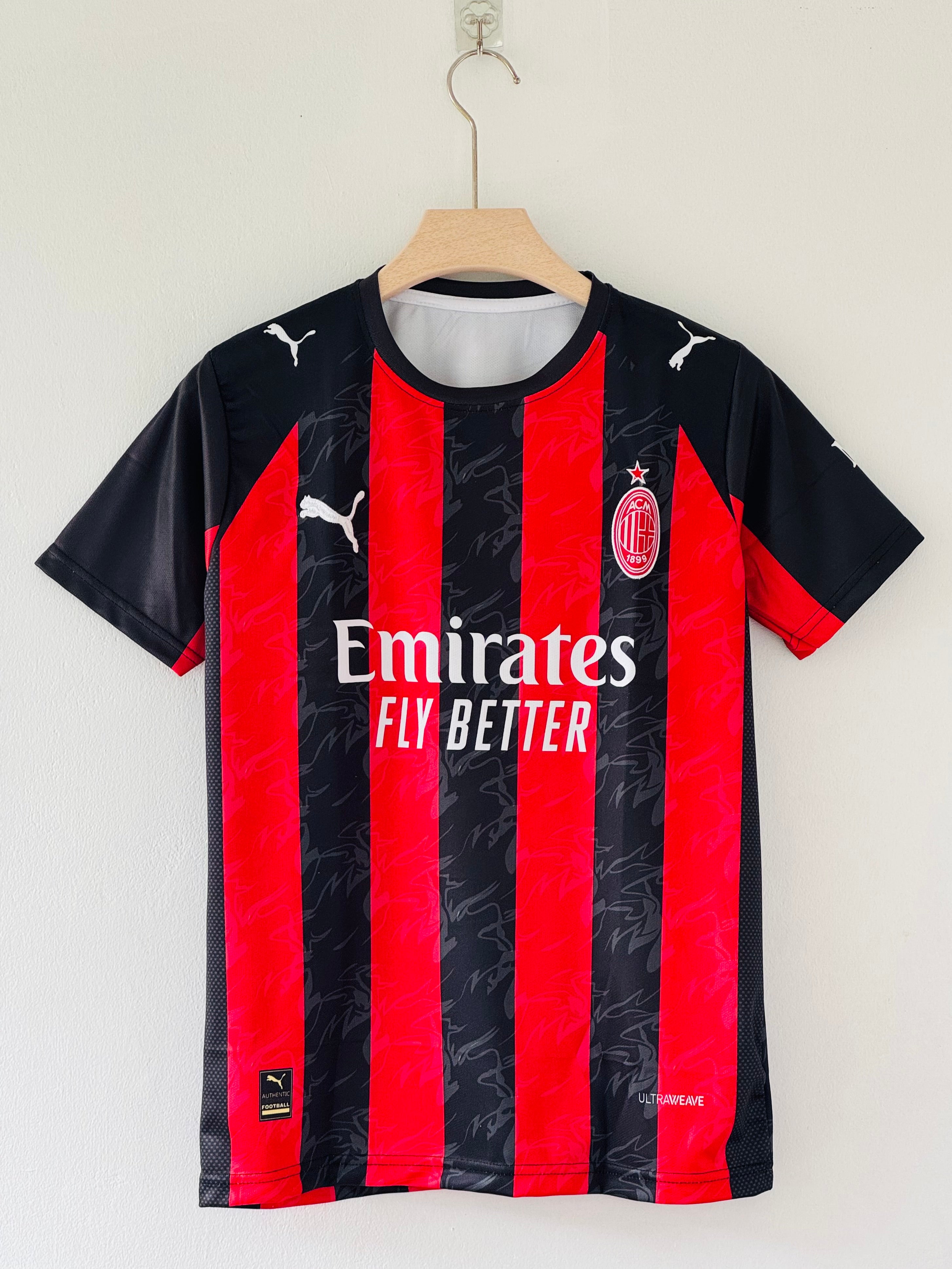 2025/26 AC Milan Home Jersey
pulisic edition