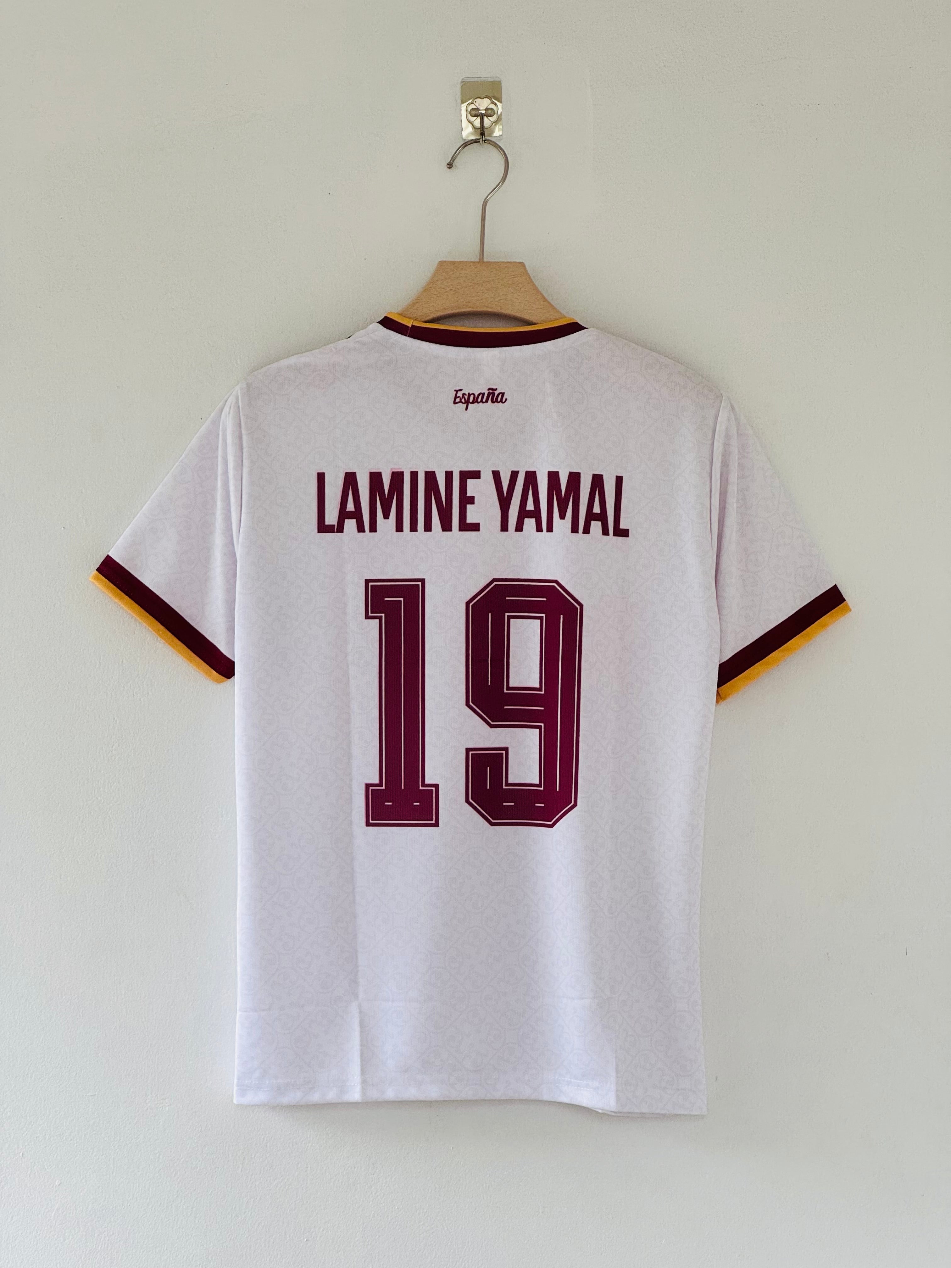 La Roja Future Star — Spain 2026 World Cup Away Jersey
(Yamal Edition)