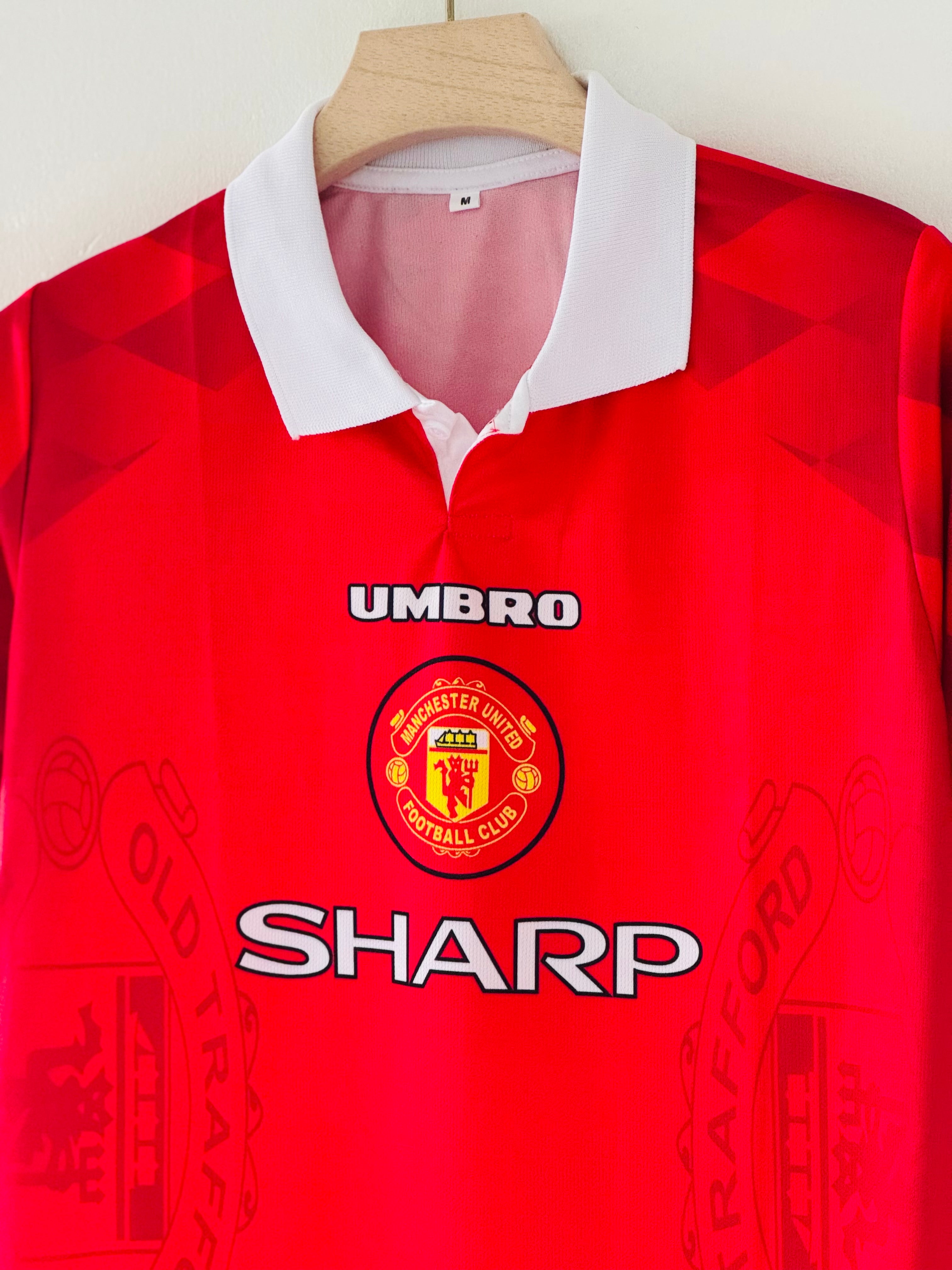 Manchester United 1997-98 Beckham Jersey - Legends Edition