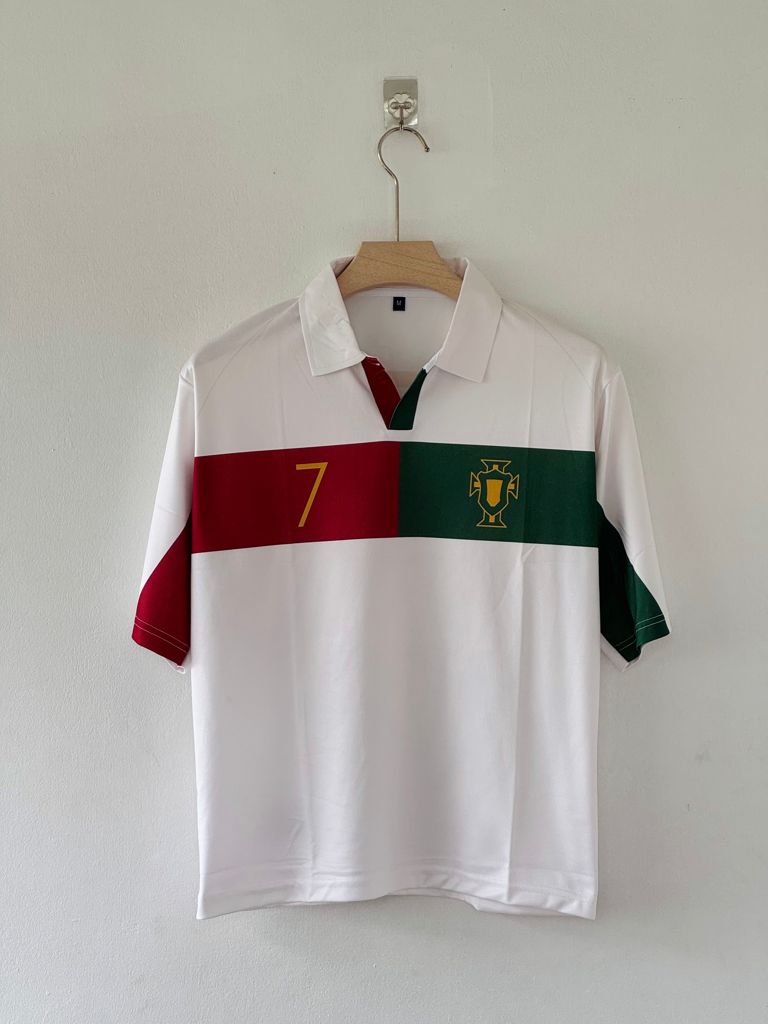 A Classic Piece of Portuguese Football Heritage Five sleeve