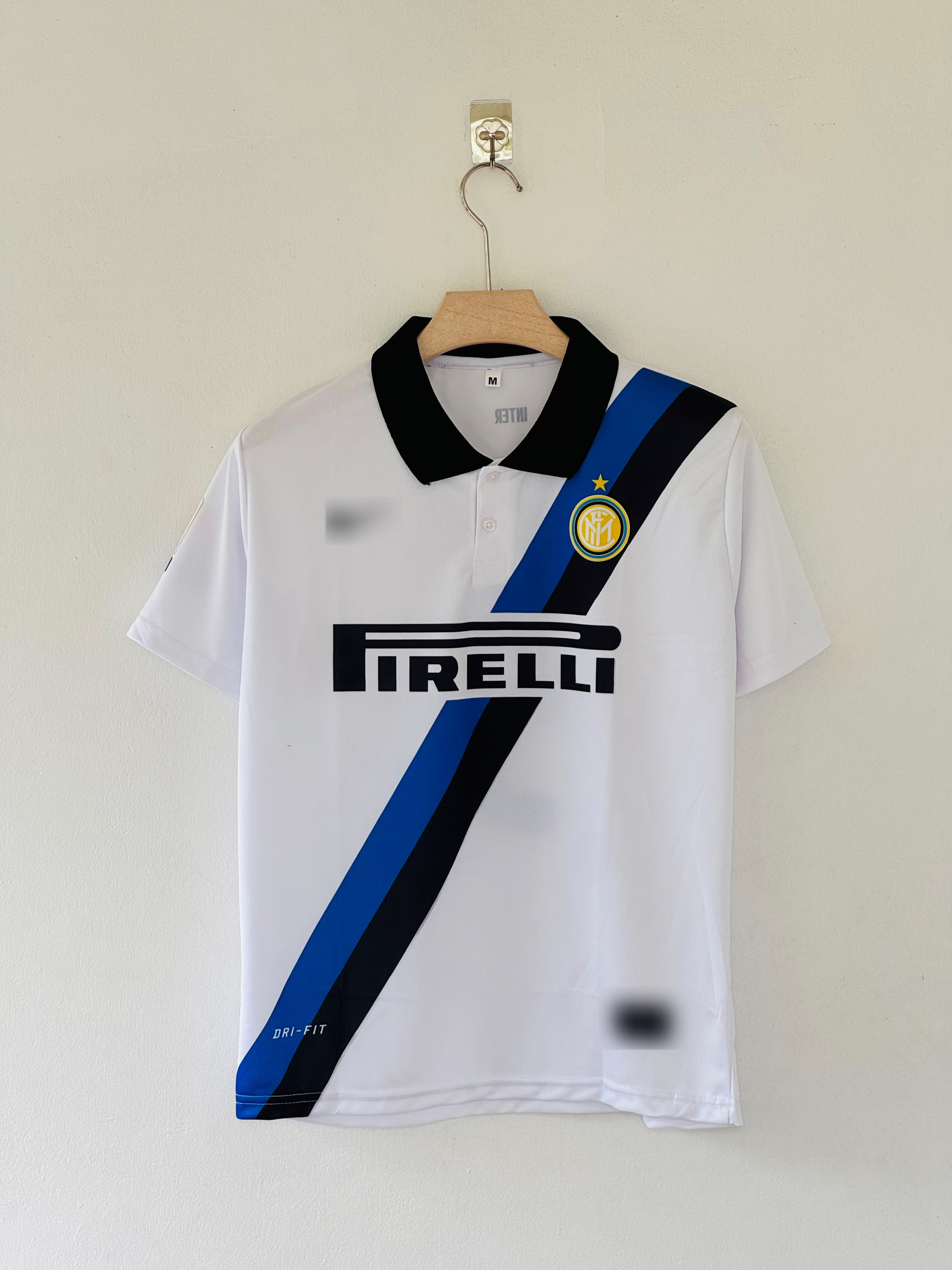 Nerazzurri Classic — Inter Milan 2011–12 Away Jersey