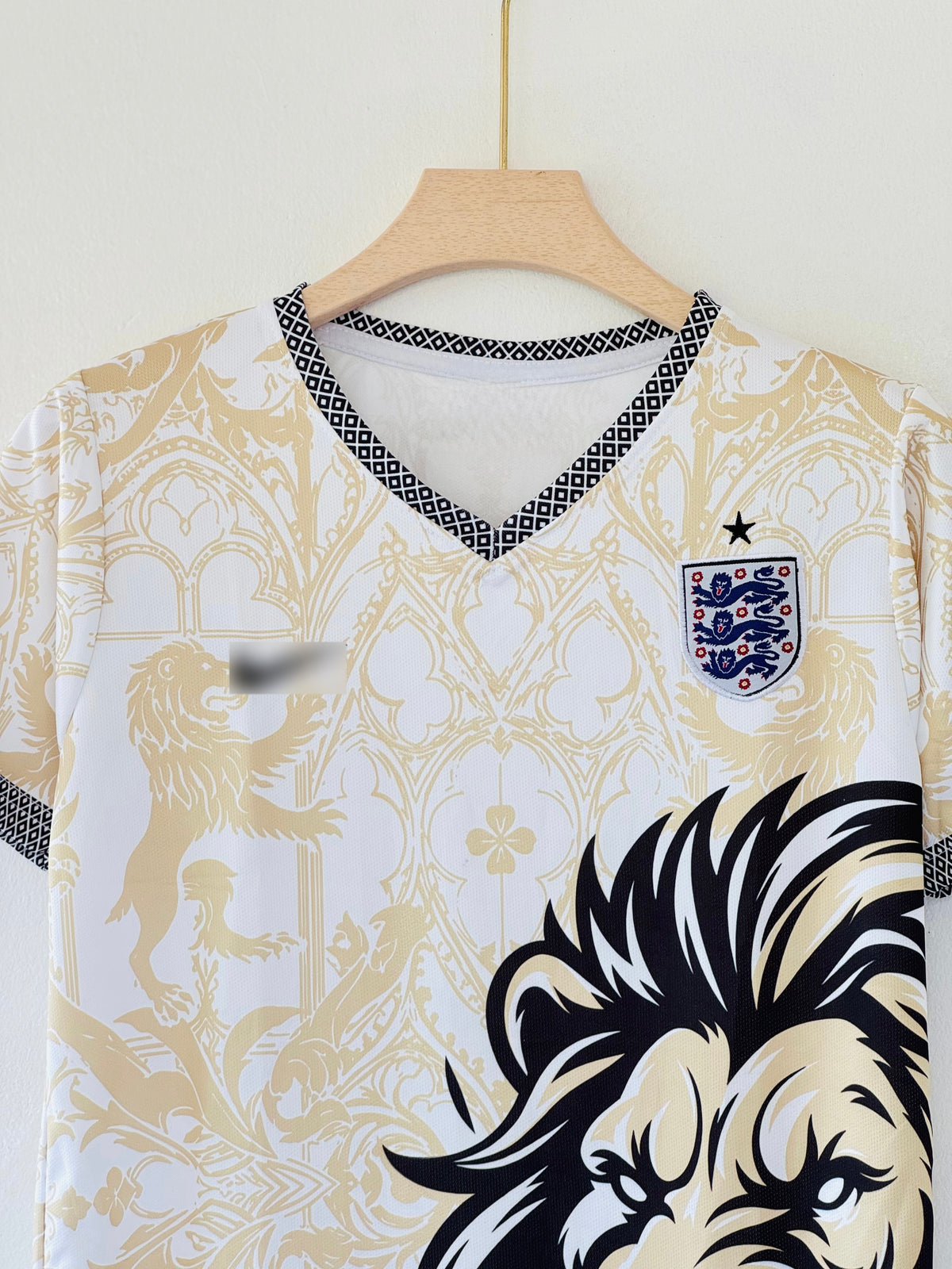 England-Inspired Special Edition Football Jersey 🦁