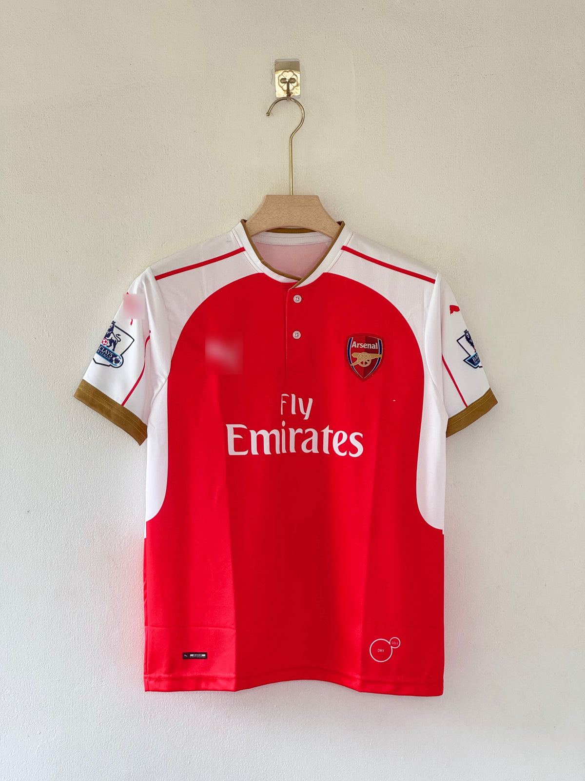 Arsenal FC 2015–16 Home Jersey Ozil edition