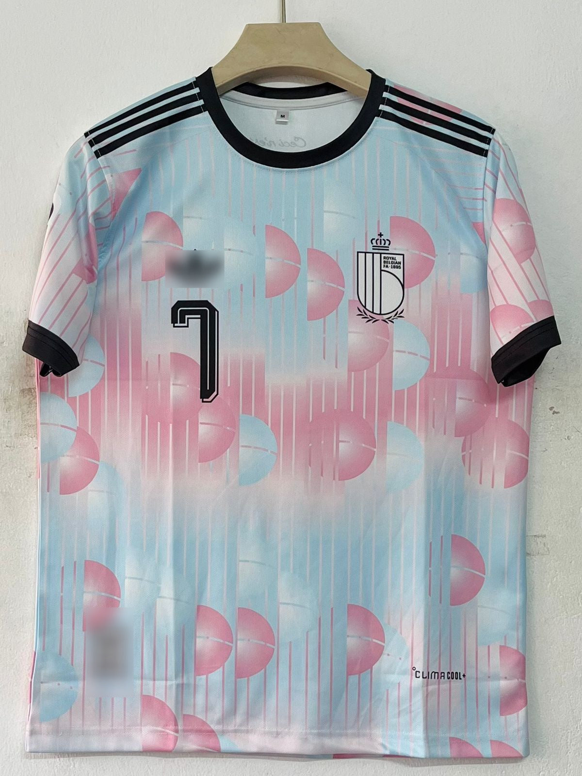 Red Devils Elegance — Belgium 2026 World Cup Away Jersey
