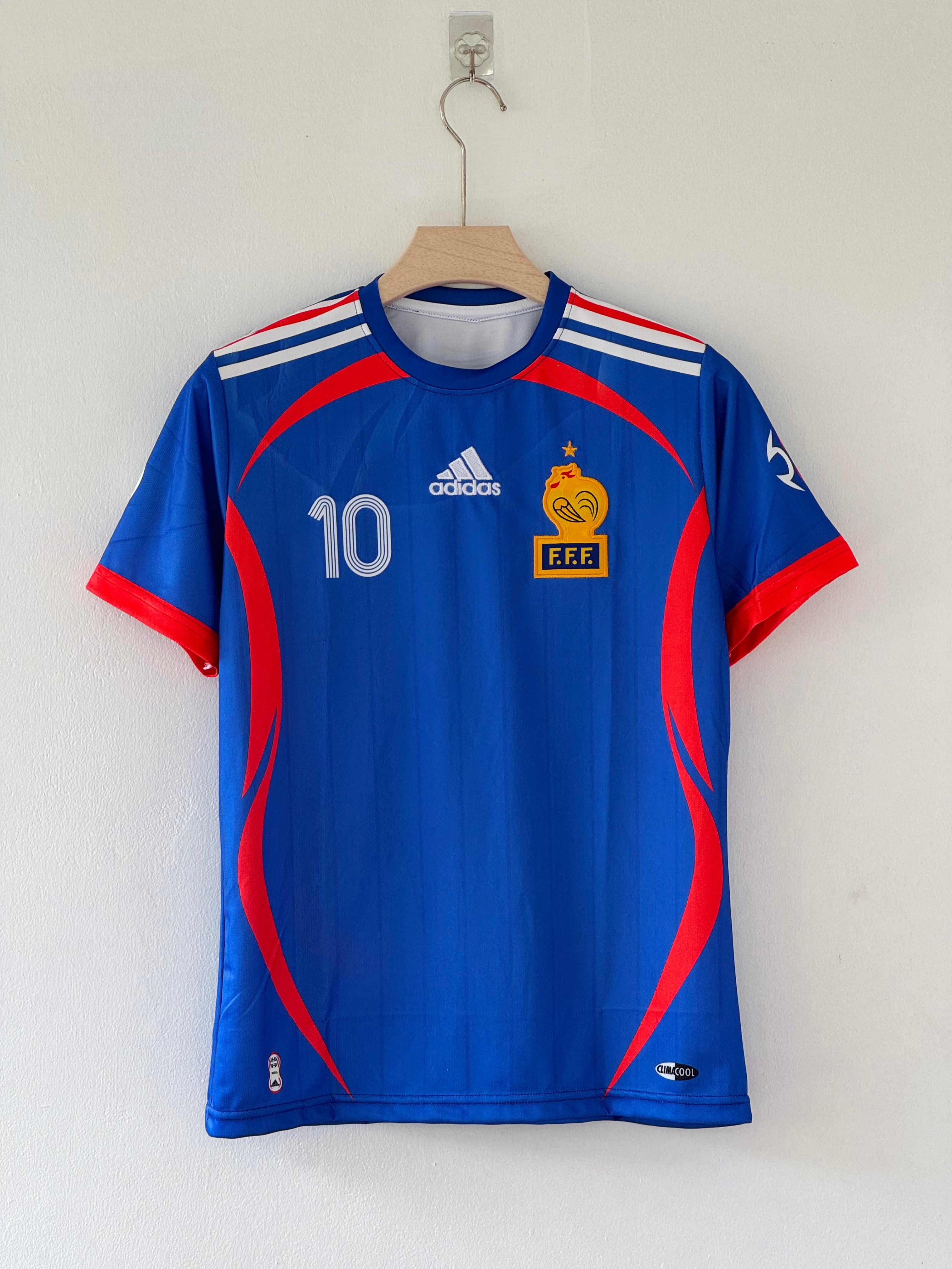 A Final Chapter in Style – France 2006 Home Retro Kit