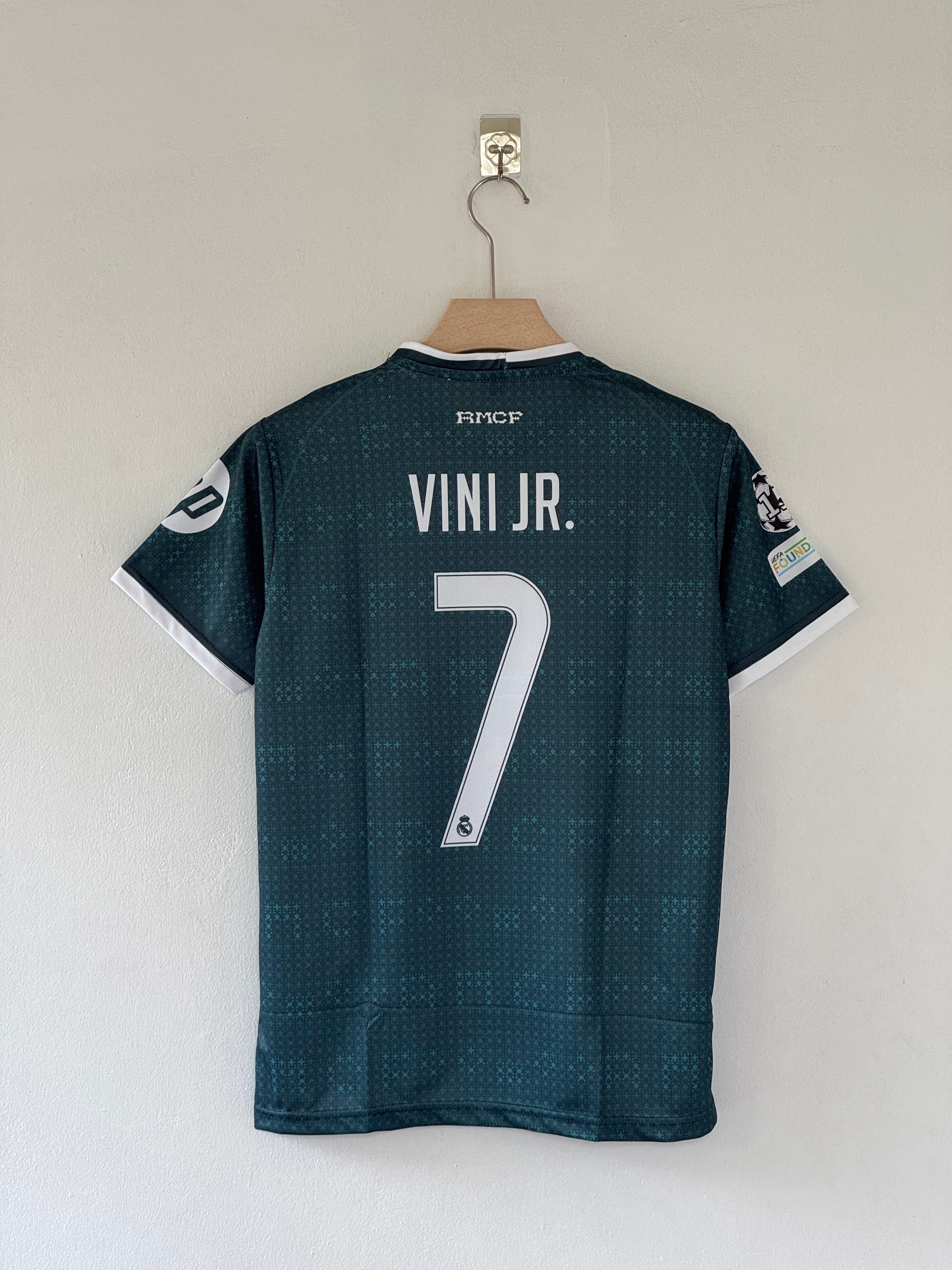 Los Blancos Elite — Real Madrid 2026–27 Away Jersey vini jr edition