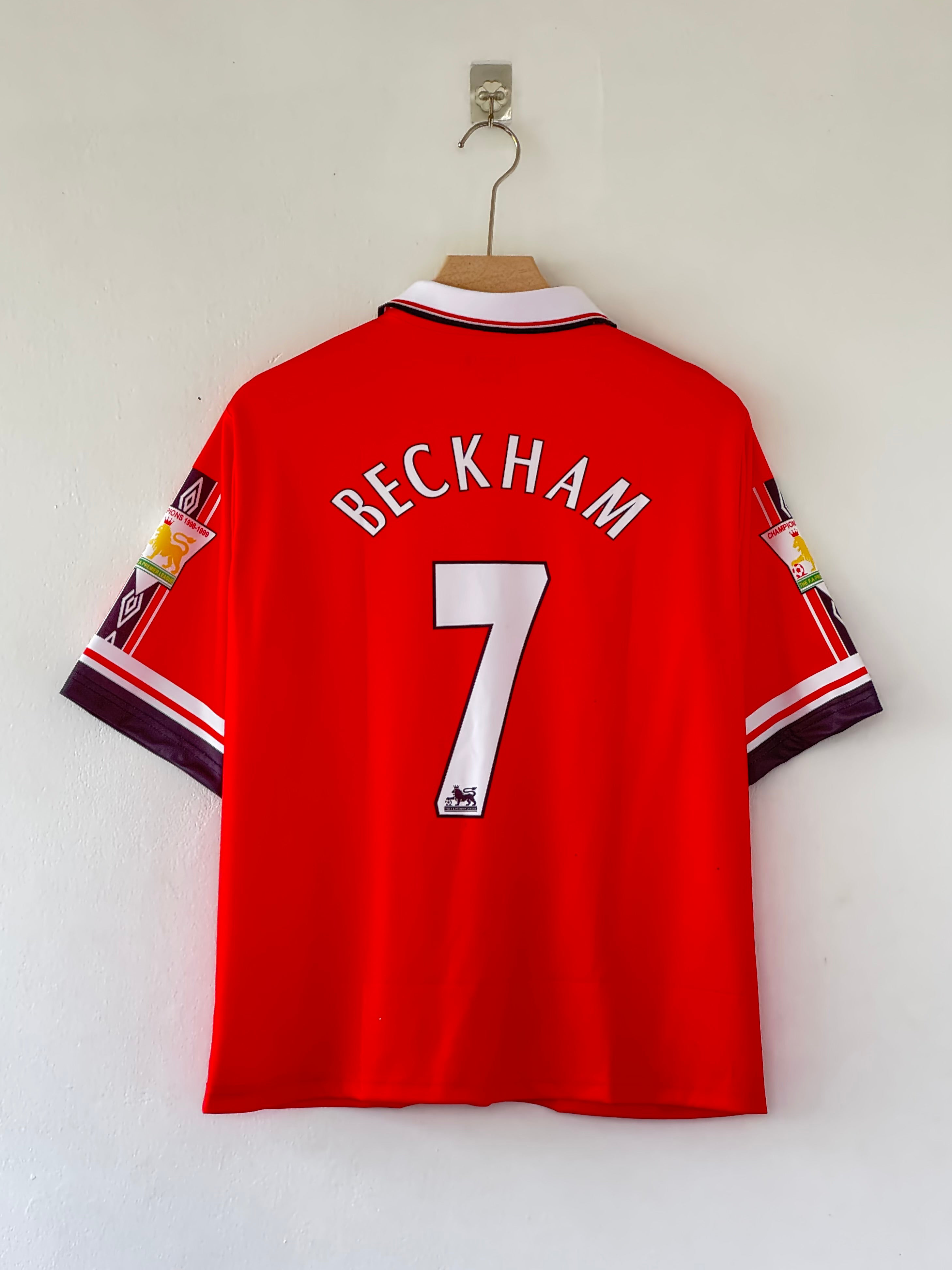 Treble Triumph Reimagined – Beckham’s 1998/99 Manchester United Five Sleeve Retro Jersey