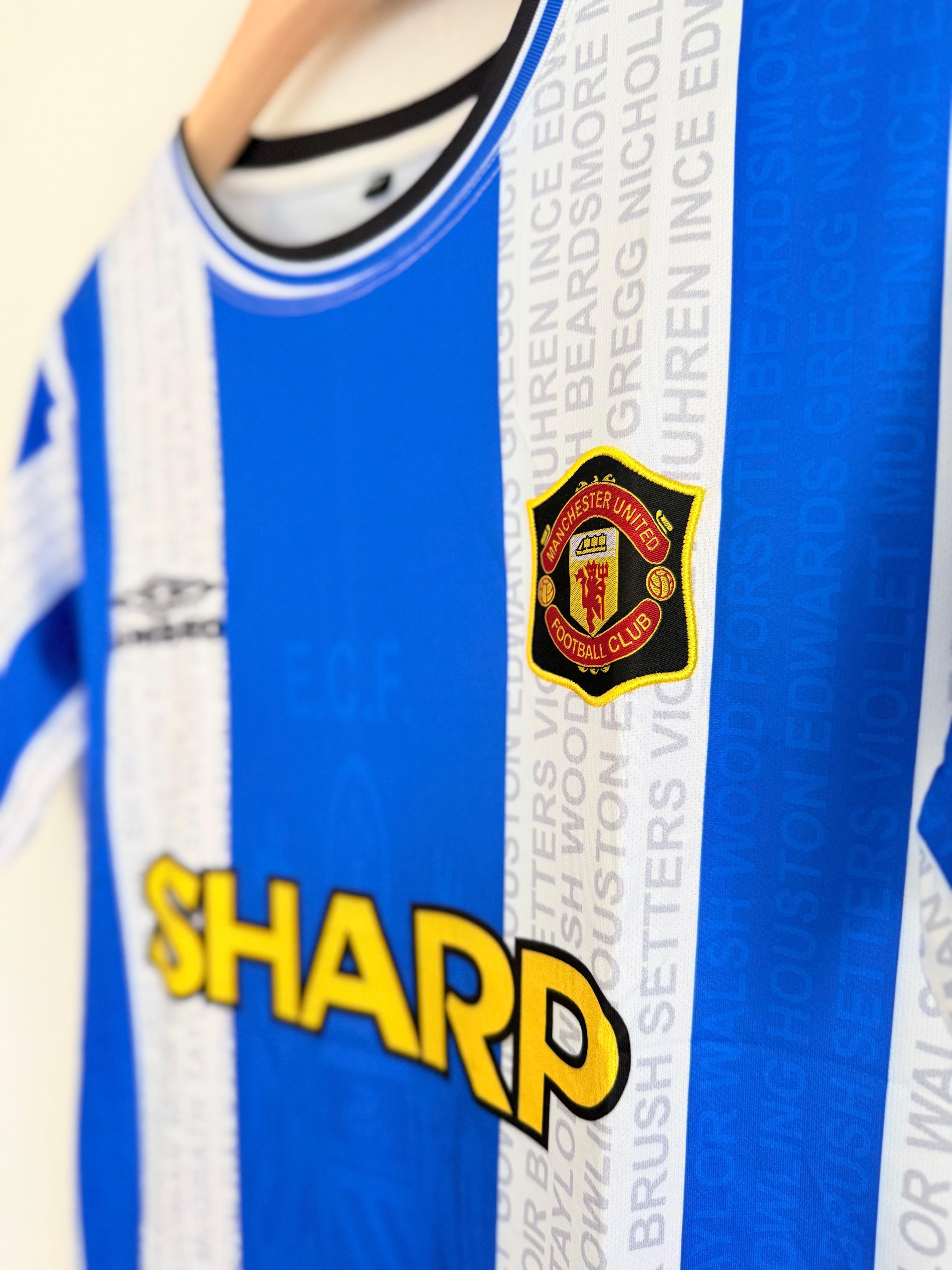 Golden Era Statement — Manchester United 1994–1996 Third Kit (round neck)