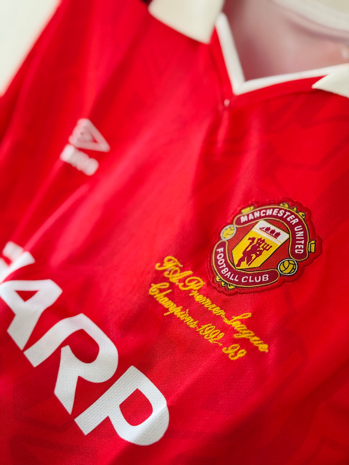 Manchester United 1992–1994 Retro Home Football Jersey fivesleeve