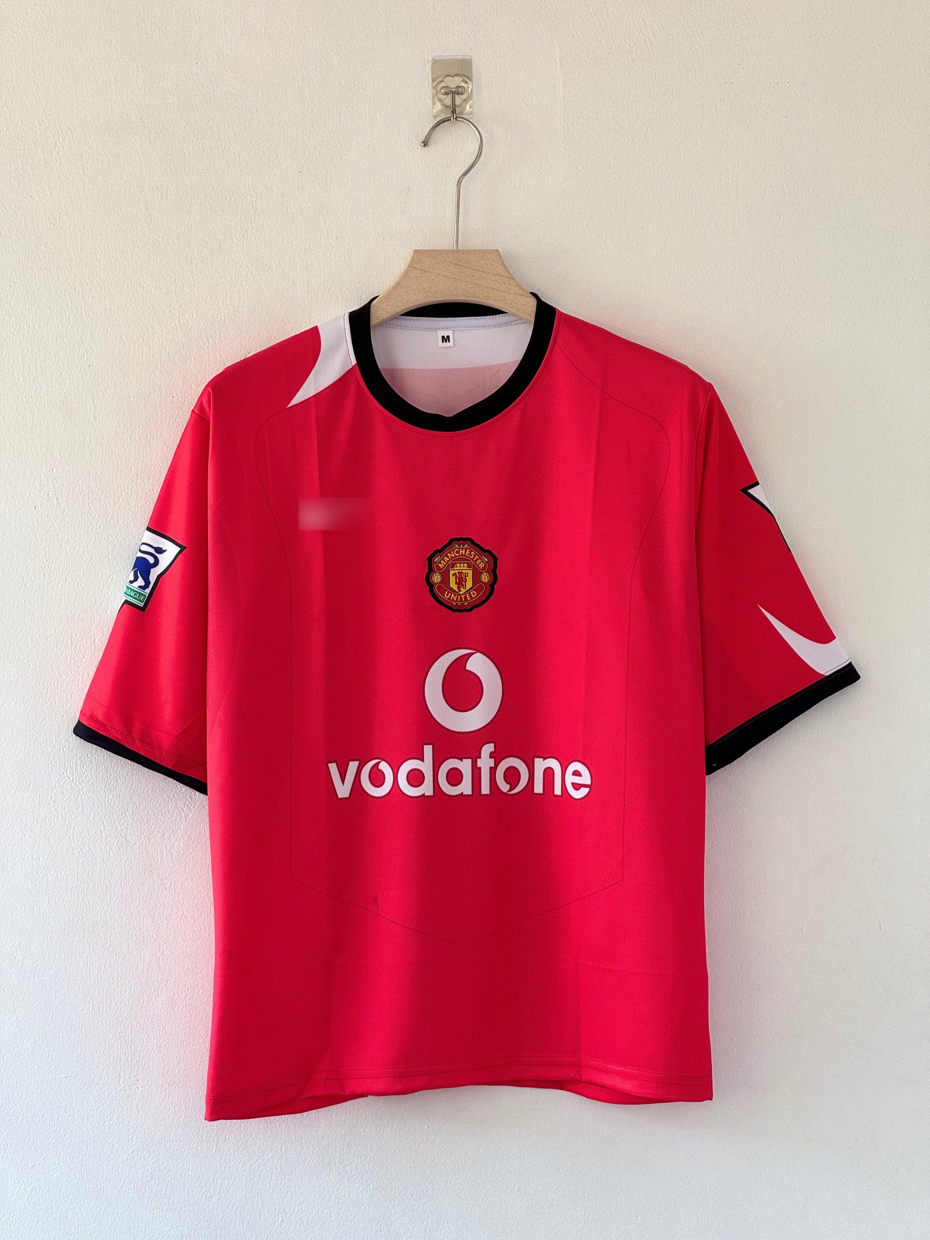 Red Devil Revival — Manchester United 2002–2004 Home Jersey five sleeve