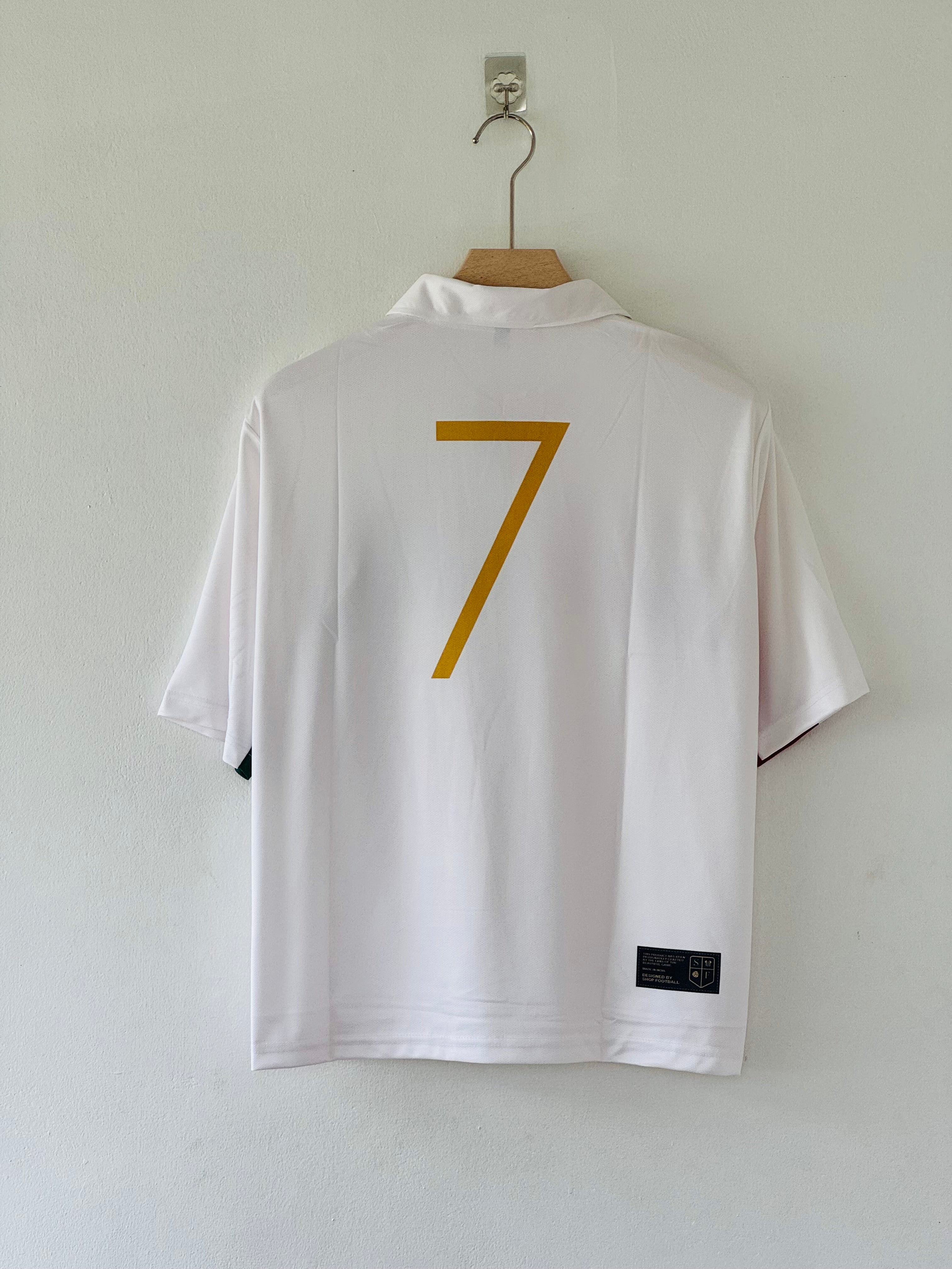 A Classic Piece of Portuguese Football Heritage Five sleeve