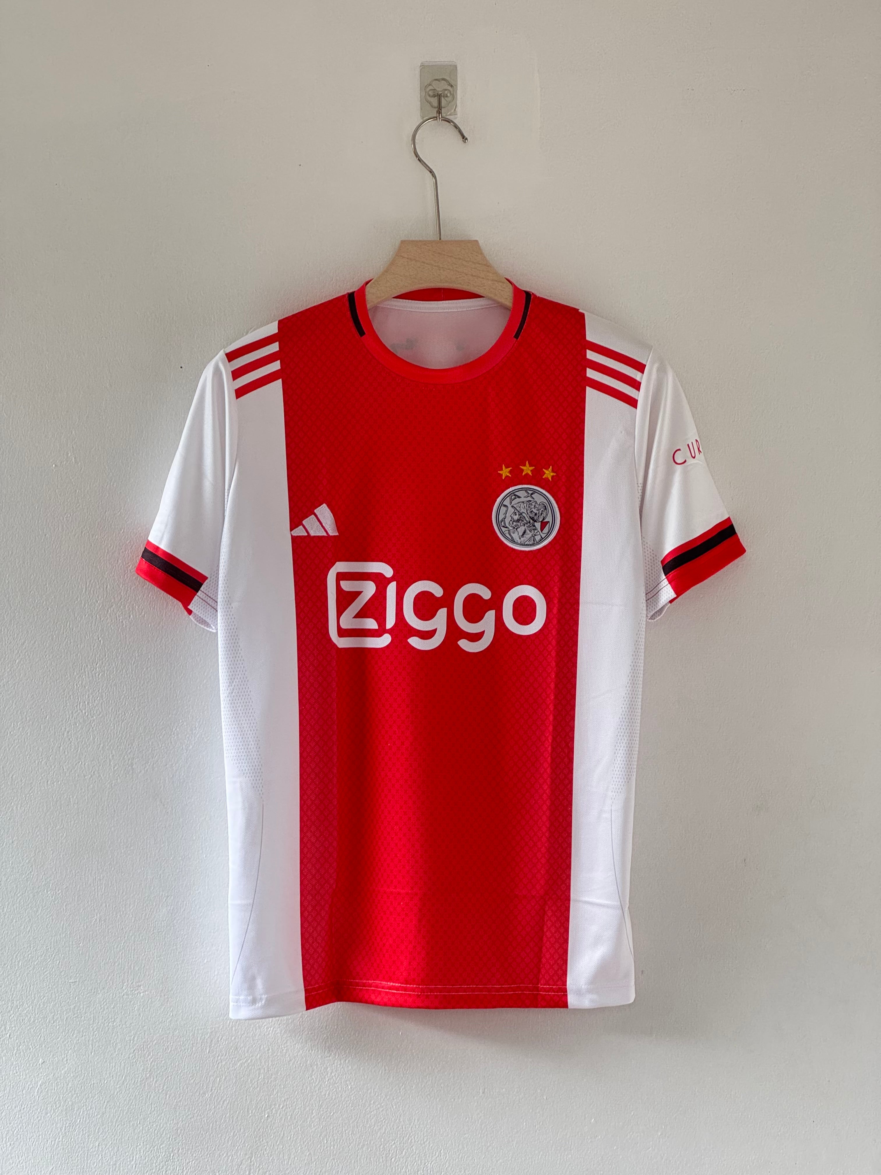Pure Tradition. Modern Glory. – Ajax 2021/22 Home Kit
