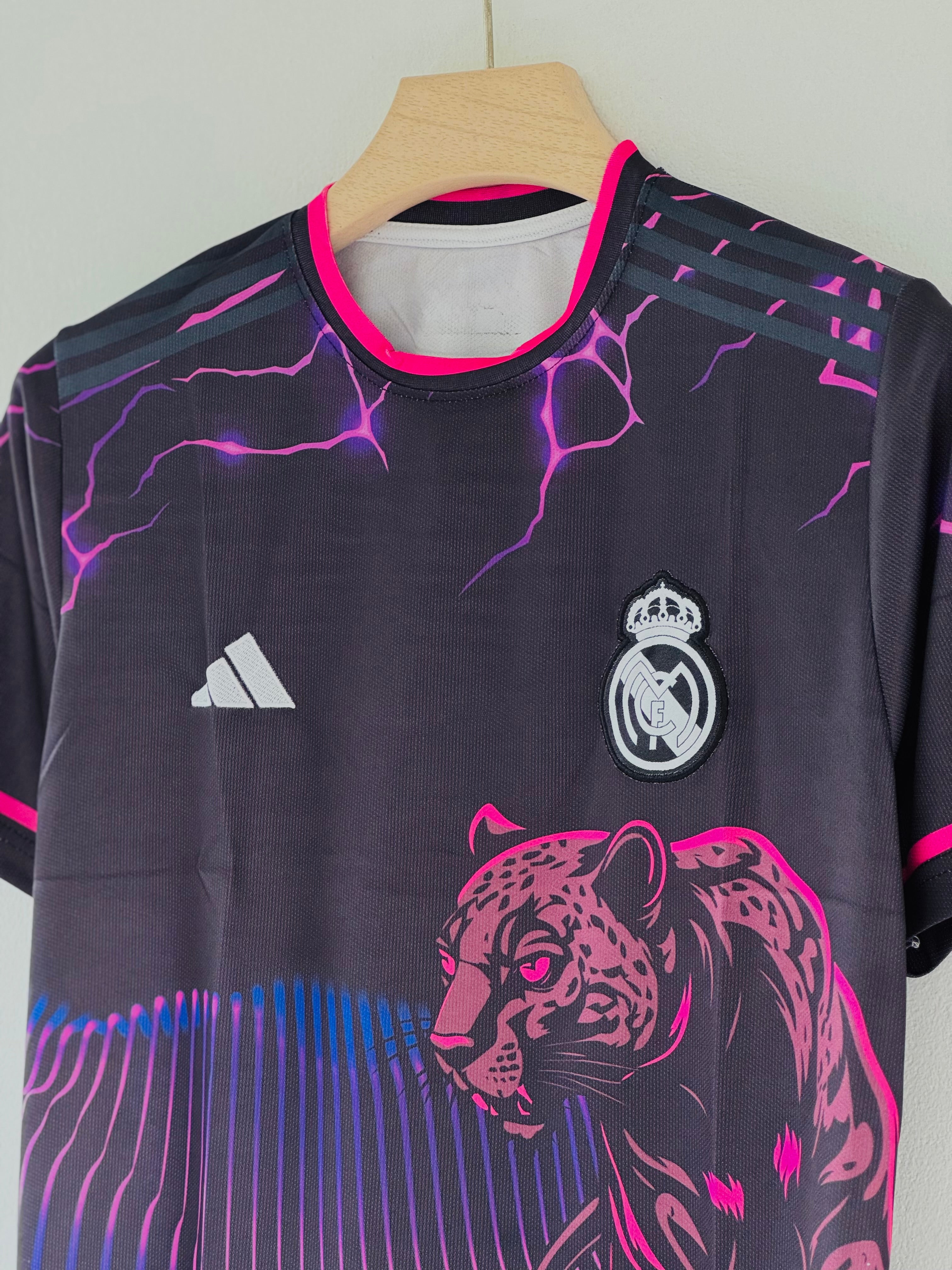 Silent Power. Pure Class. – Real Madrid Panther Special Edition