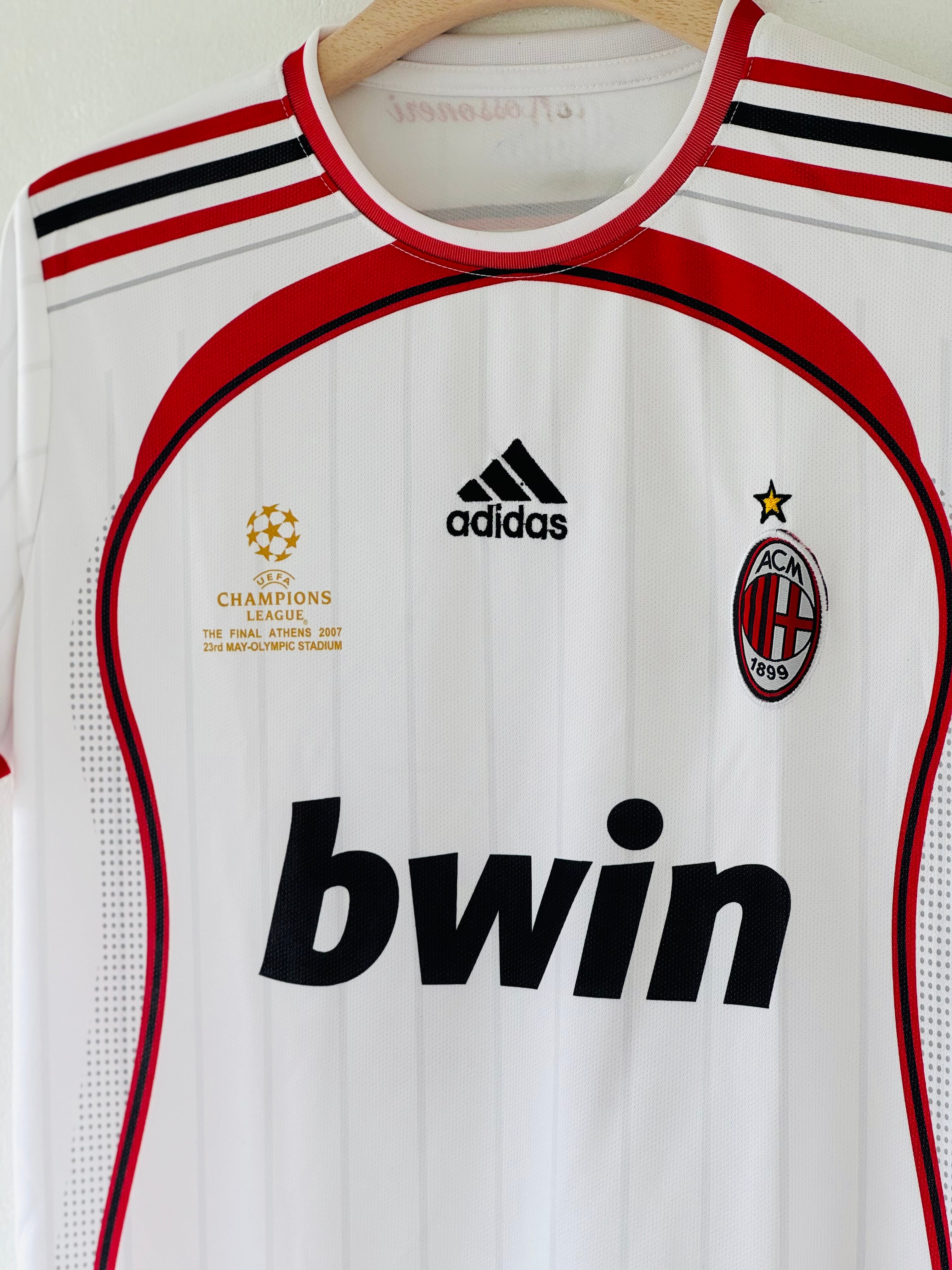 Champions in White – AC Milan 2006–07 Away Jersey, Kaká Edition