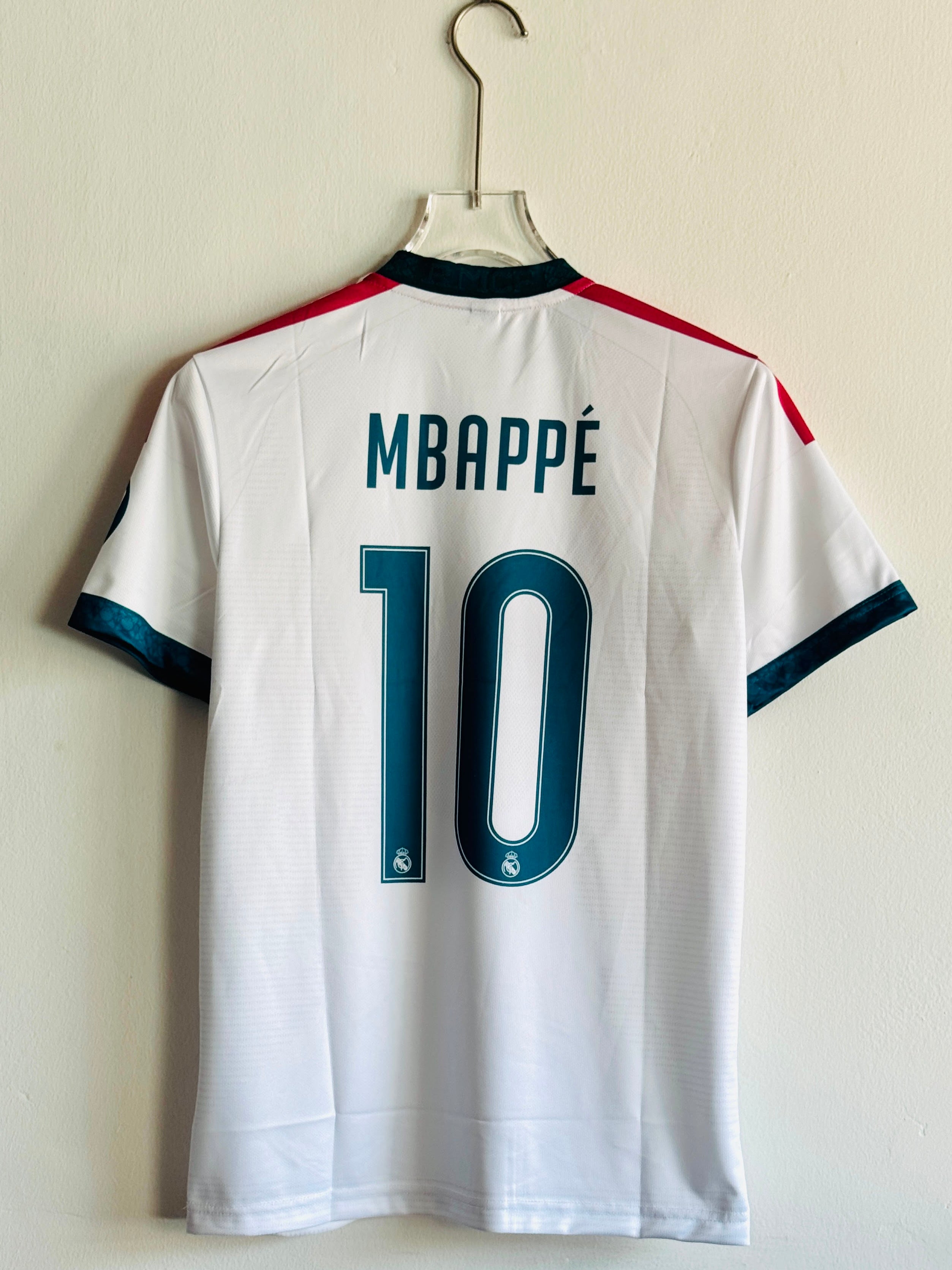 Los Blancos Elite — Real Madrid 2026–27 Home Jersey Mbappé Edition(signature)