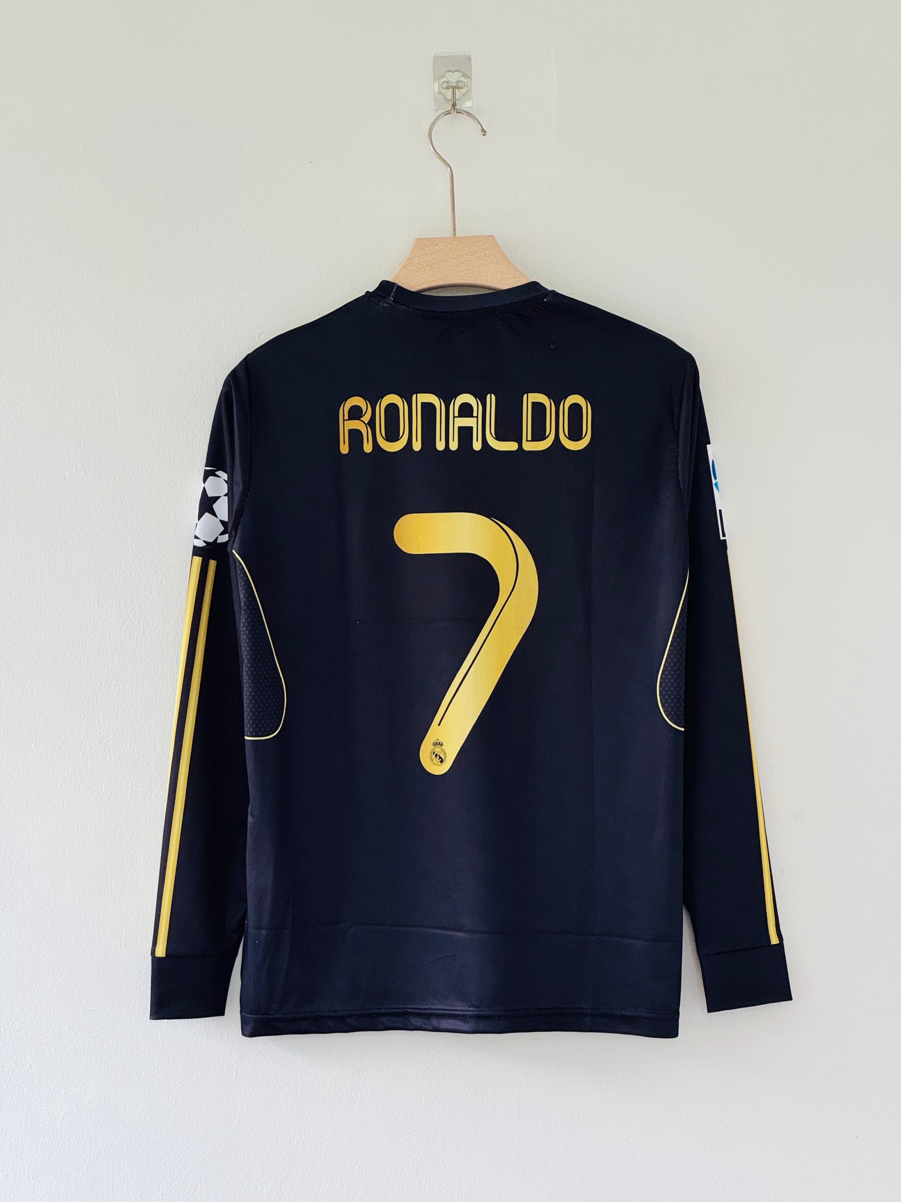 A Season of Dominance – Real Madrid 2011–12 Retro Full Sleeve Jersey