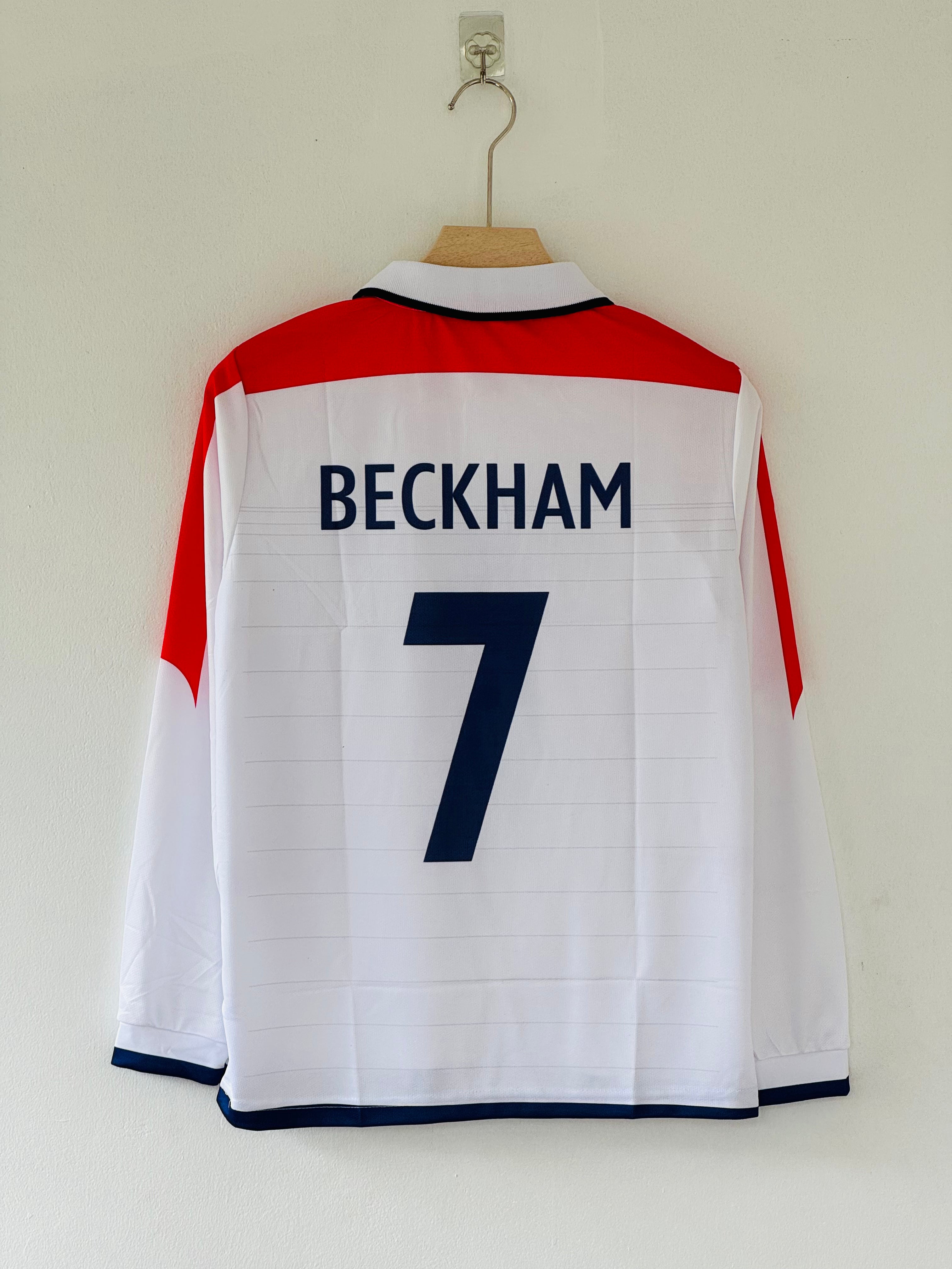 Lead Like Beckham with the Iconic 2004 England Home Jersey – Full Sleeve Collar Edition