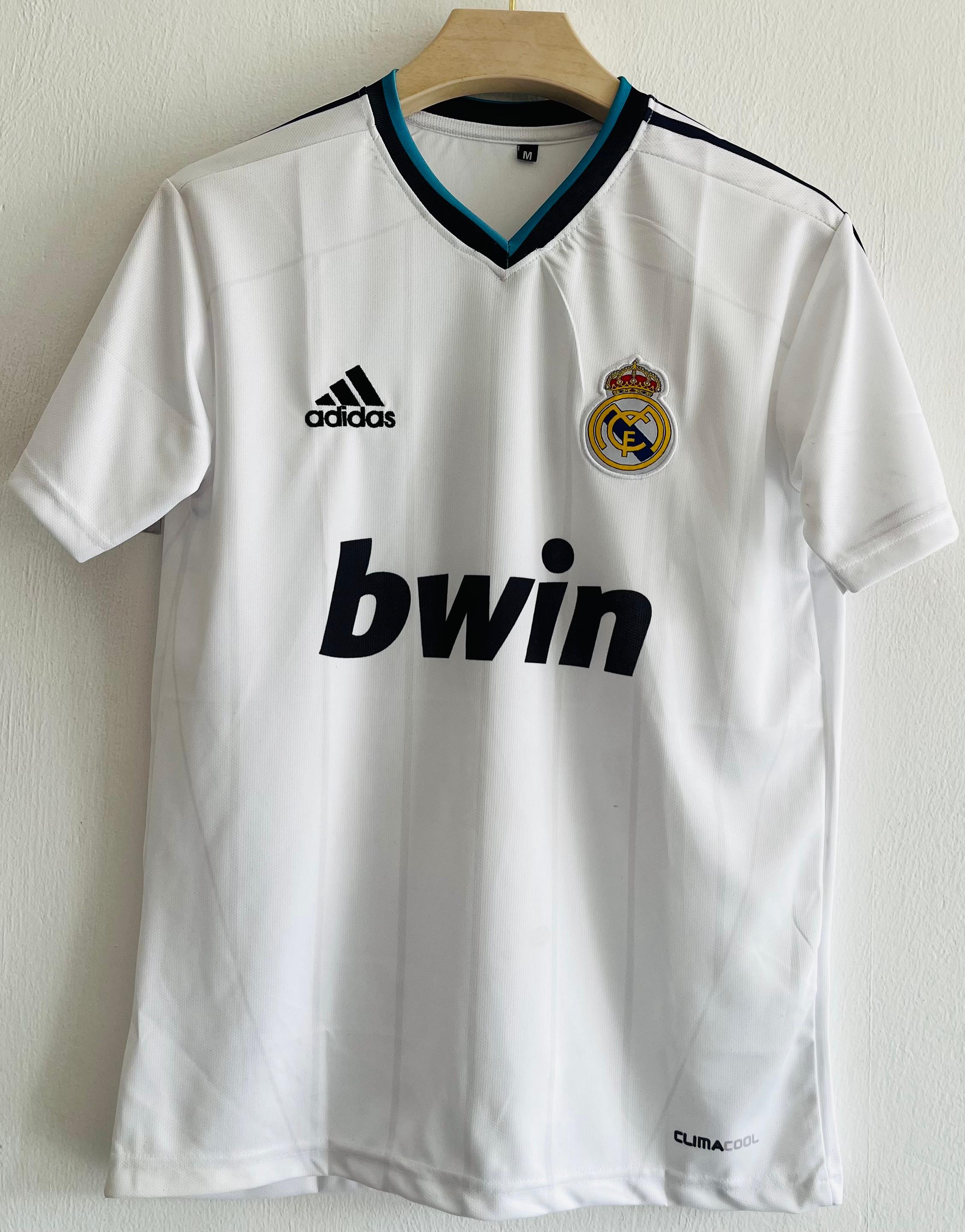 Dominate in Style with the 2012-13 Real Madrid Bwin Jersey – The Los Blancos Classic