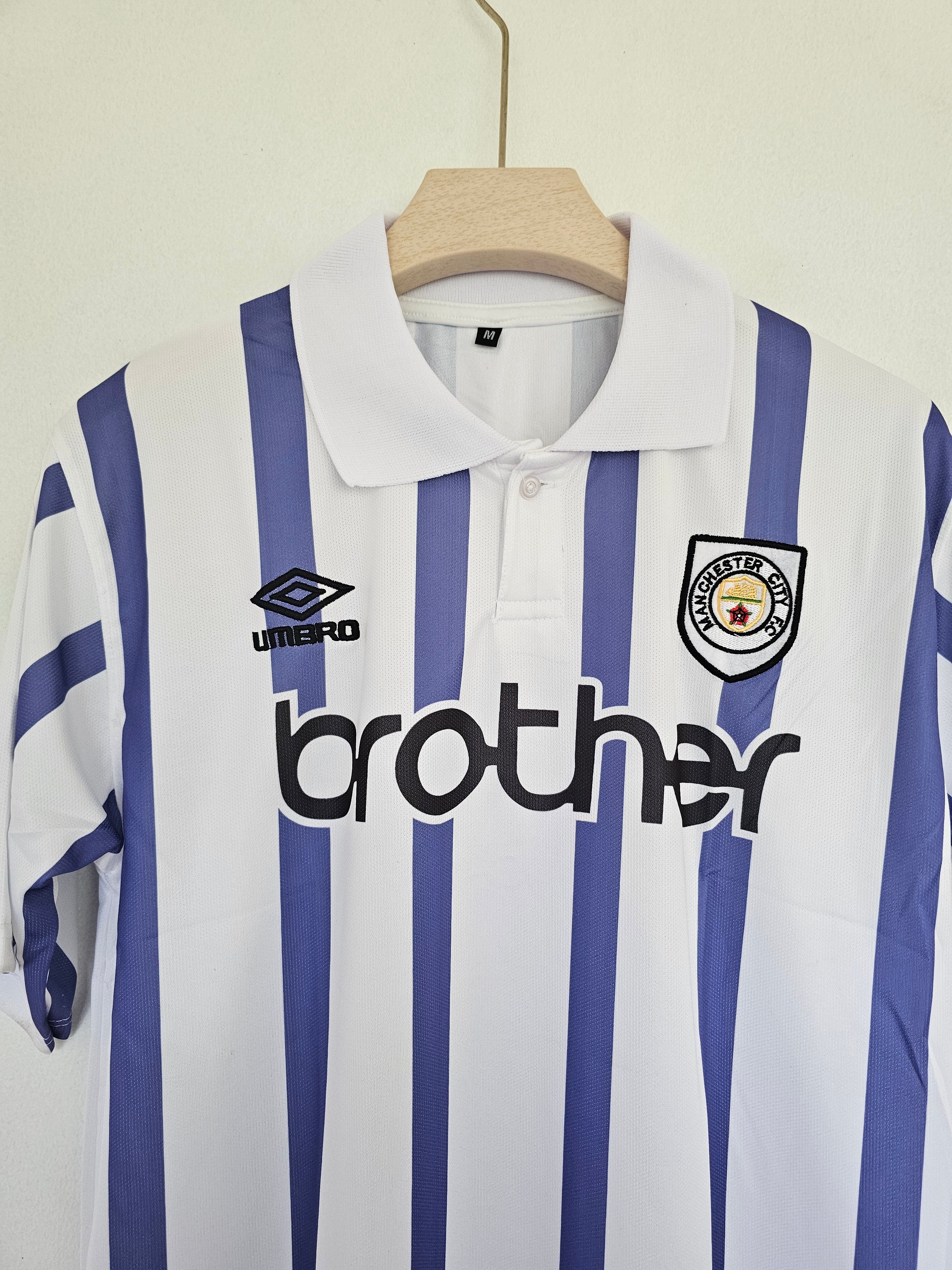 1993-94 Manchester City Third Kit - Five-Sleeve Edition