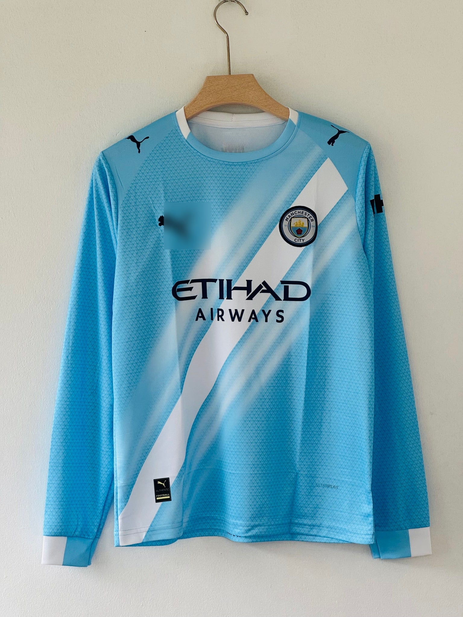 Dominance in Sky Blue – 2025/26 Man City Home Kit,  Haland Full Sleeve Edition
