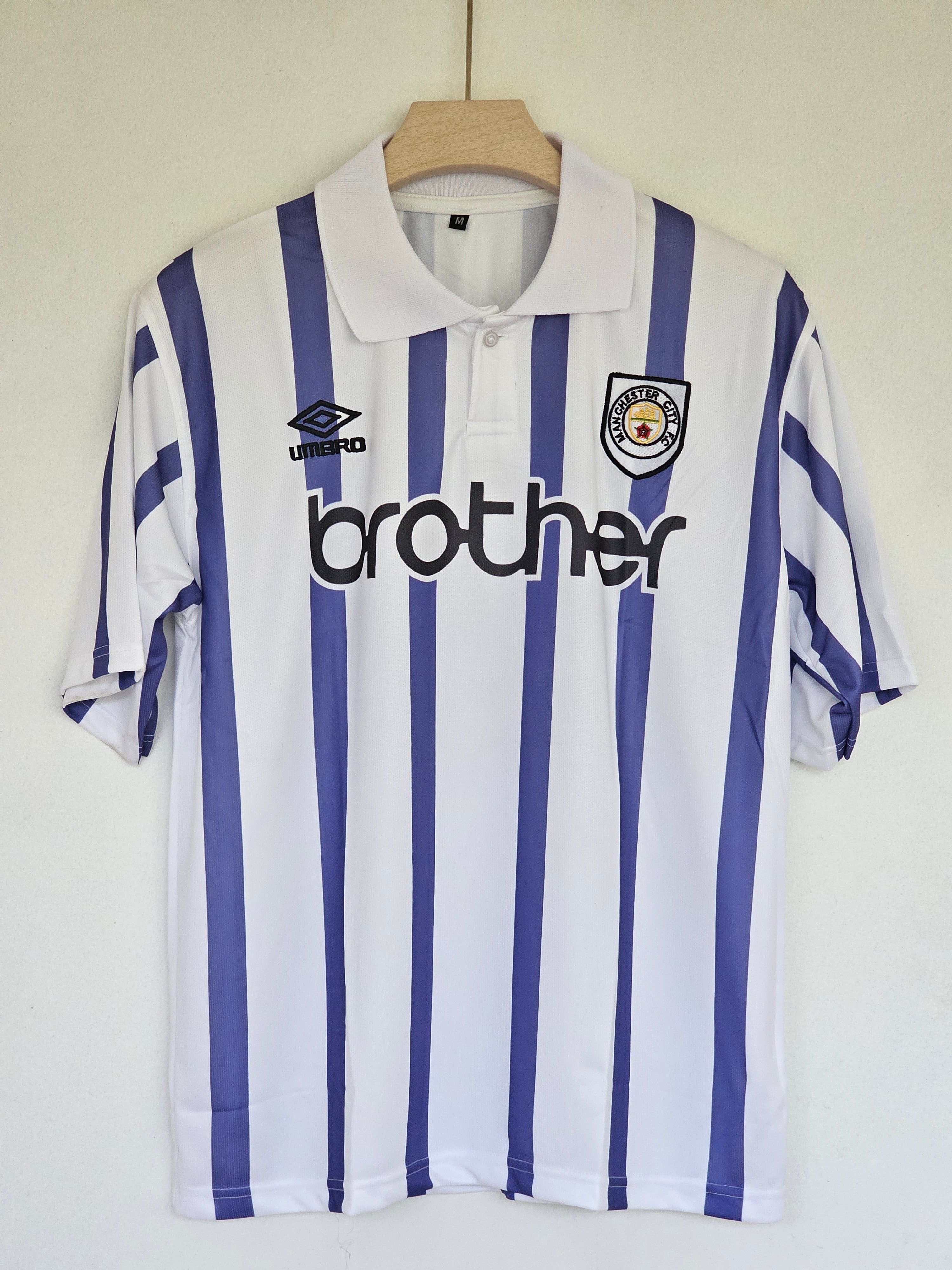 1993-94 Manchester City Third Kit - Five-Sleeve Edition