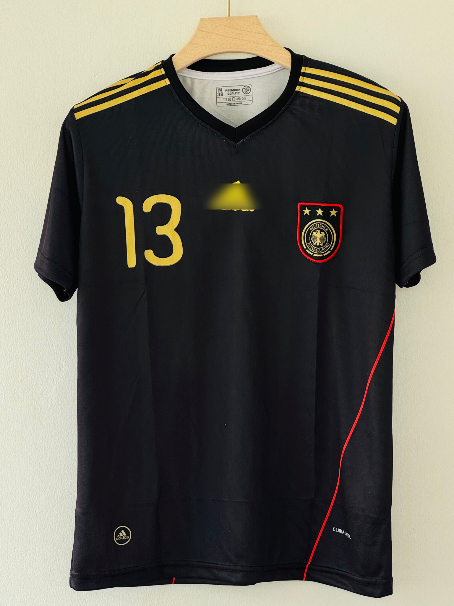 A Star Is Born – 2010 Germany Away Jersey – Thomas Müller Edition