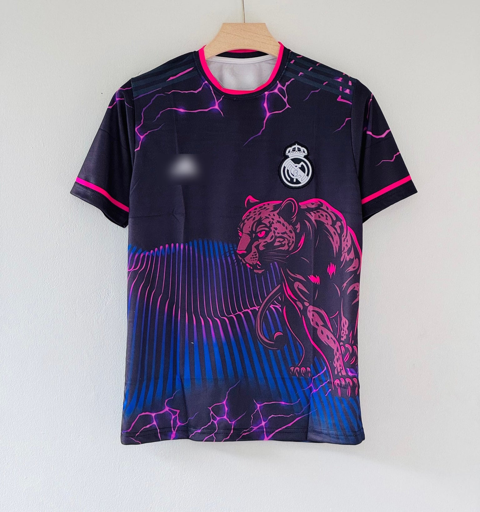 Silent Power. Pure Class. – Real Madrid Panther Special Edition
