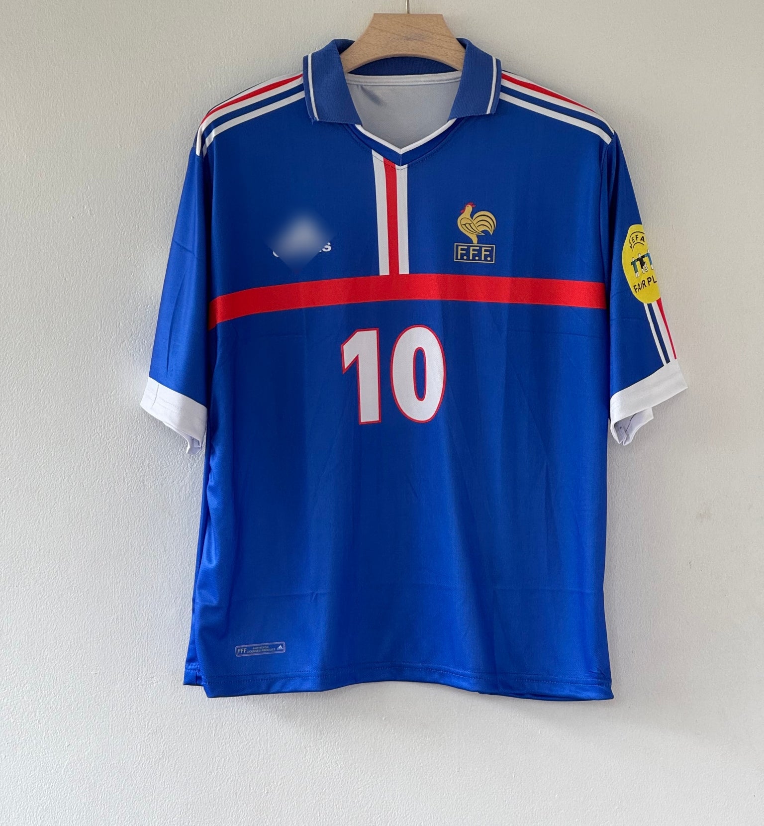 Maillot football vintage National moins de 16 ans N°8 années 2000